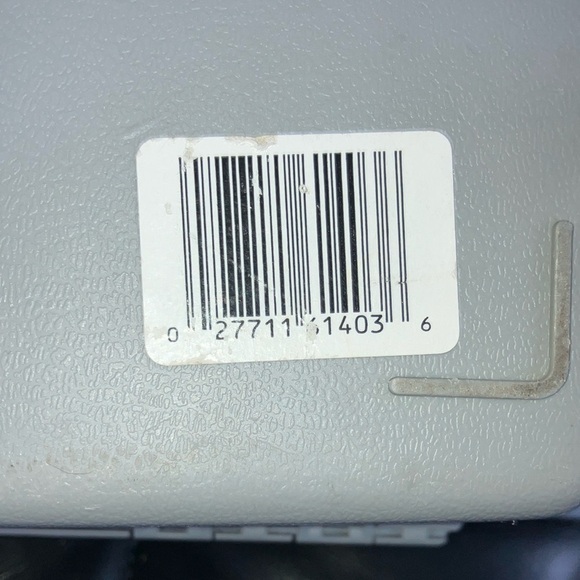 Vintage Lid Locker fishing box - Picture 13 of 14